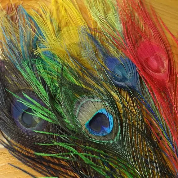 SMG Bleached Peacock Eyes