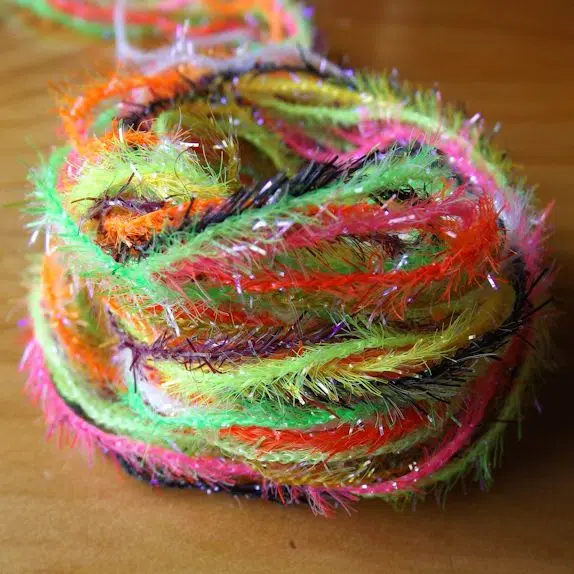 SMG Small Crystal Hackle UV