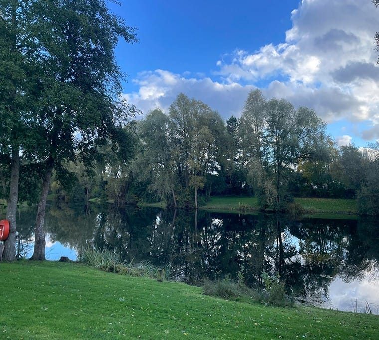 Halliford Mere Lakes and Pavilion295