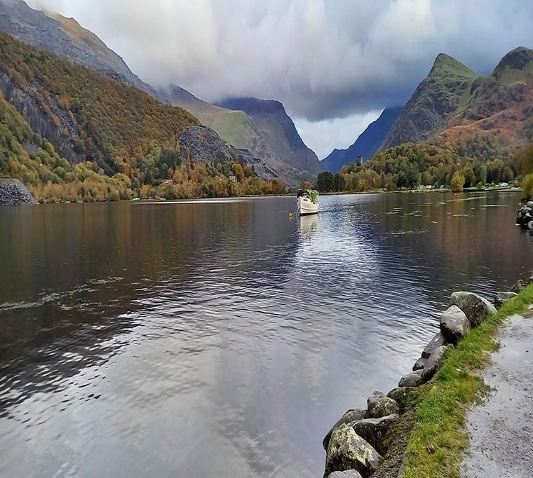 Llyn Cwm Dwythwch - Seiont Gwyrfai and Llyfni Fishing Society405